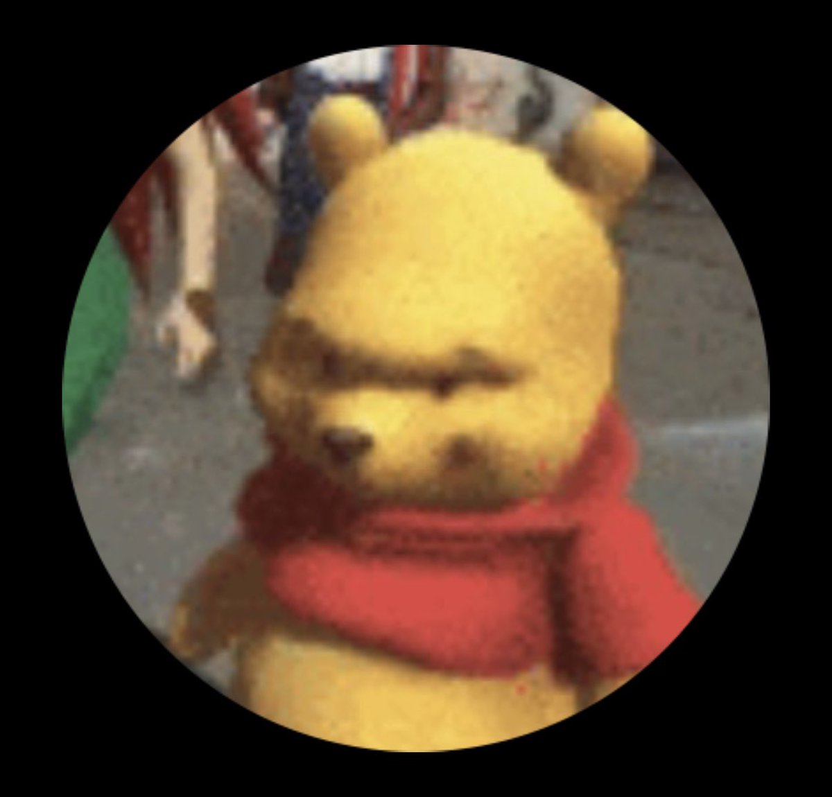 Balmain007's tweet image. The faceless man in question