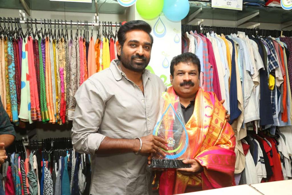 துளியின் நாயகன் அஜித் சார் அவர்களுக்கு இனிய பிறந்தநாள் வாழ்த்துக்கள்💐💐💐💐💐💐🎂🎂🎂🎂

<a href="/VijaySethuOffl/">VijaySethupathi</a> 
<a href="/ThuliVadapalani/">Thuli Vadapalani</a>