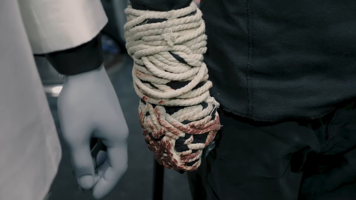 captaincupkicks's tweet image. Such a simple costume but god does it go hard