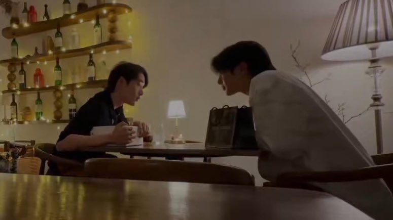 สมมุติ-                                              เลือกเธอ
ถ้าวัน-                                               ช่วยเธอ
เราไม่-                                            เธอสำคัญสุด 
                                                     เธอสวยที่สุดในโลก
เค้ากับ-