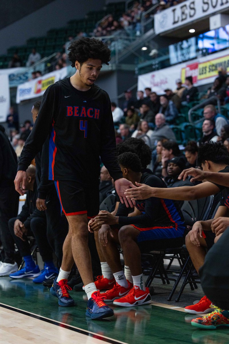 Les Schwab Invitational tweet media