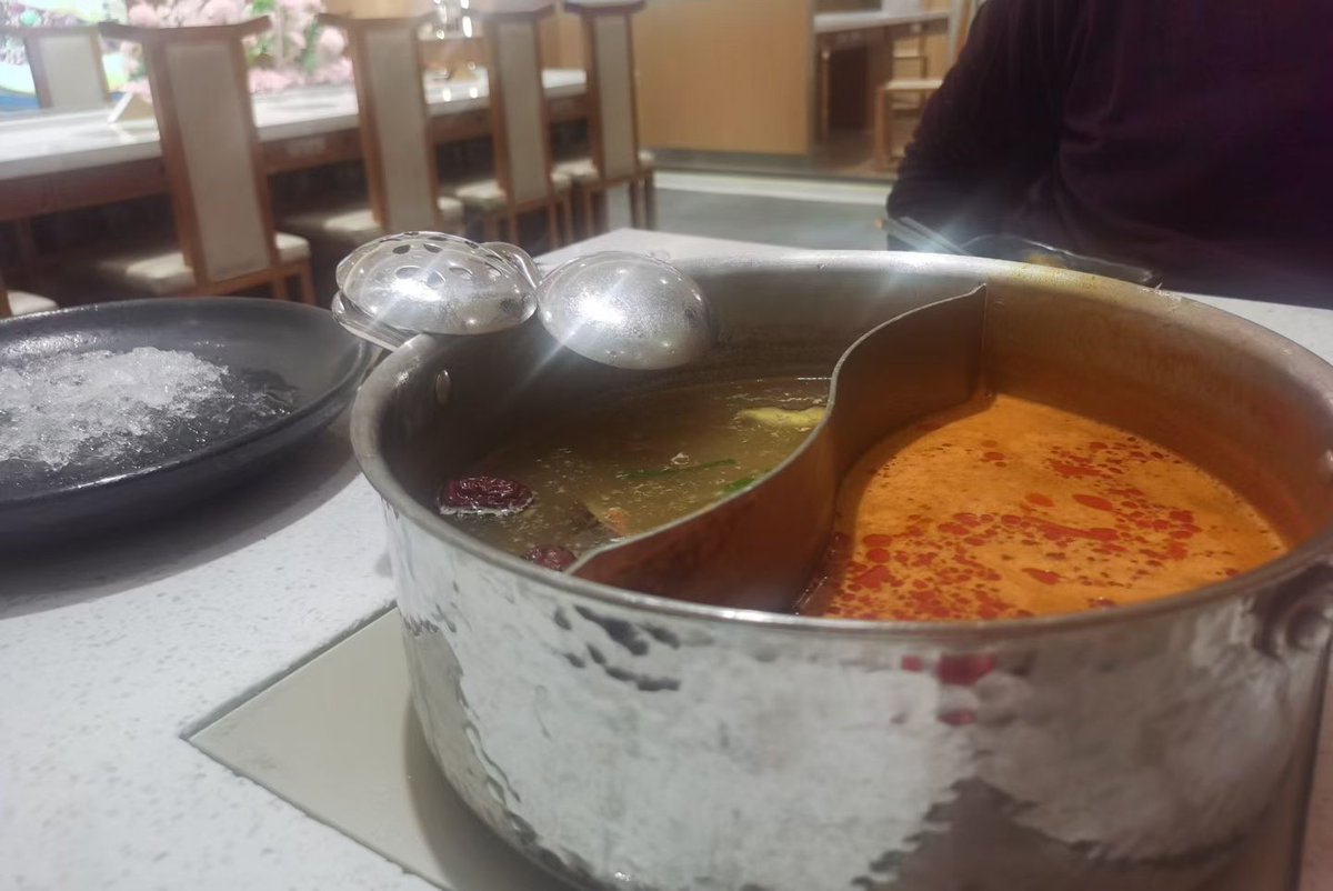 LIN_Zhaoy's tweet image. 来口火锅吧！