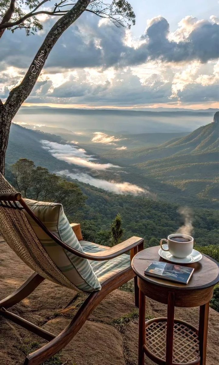 •

ياصاحب اللطـف الخـفي
بِك أستعِين ، و أستجِـير ، و أكـتفِي