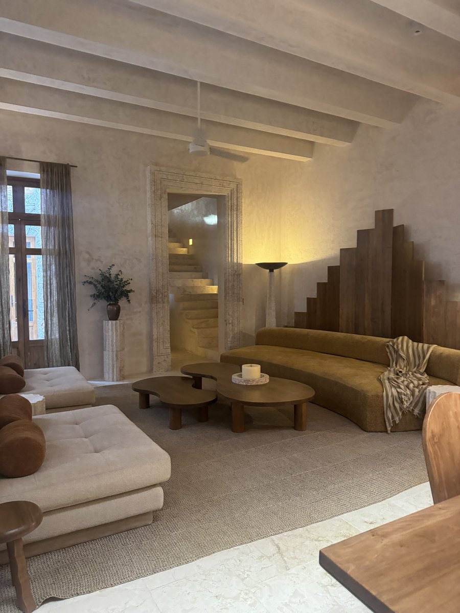 baeegif's tweet image. Had to change the weather to bring the New Year in the right way.