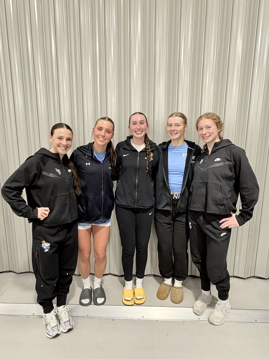 Summer ball friends are some of the best💗🏀<a href="/NebraskaAttack/">Nebraska Attack UAA</a> <a href="/taryn_french_13/">Taryn French</a>