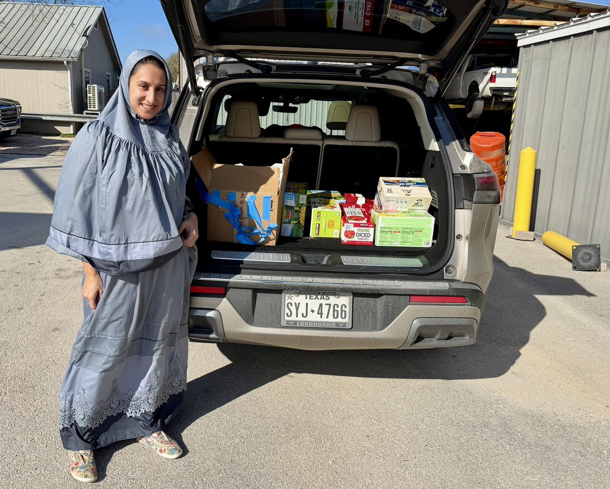 Thank you to the The Dawoodi Bohras Mosque in Pflugerville for donating 111 pounds of food to Circle of Hope Community Center. We appreciate your partnership with us to feed families in need.