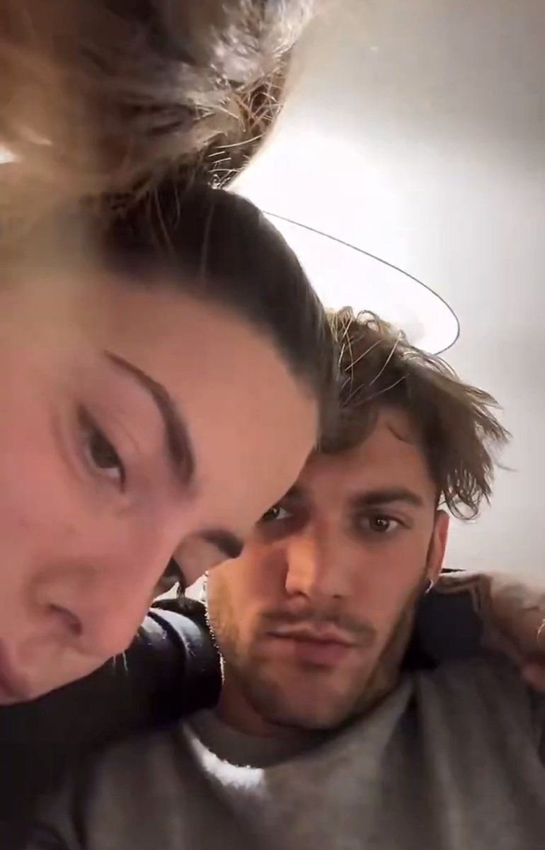 malumoreromano's tweet photo. quanto mi mancate ninni e jonny. ♡ 

#jonita https://t.co/5k5FjvBVLD