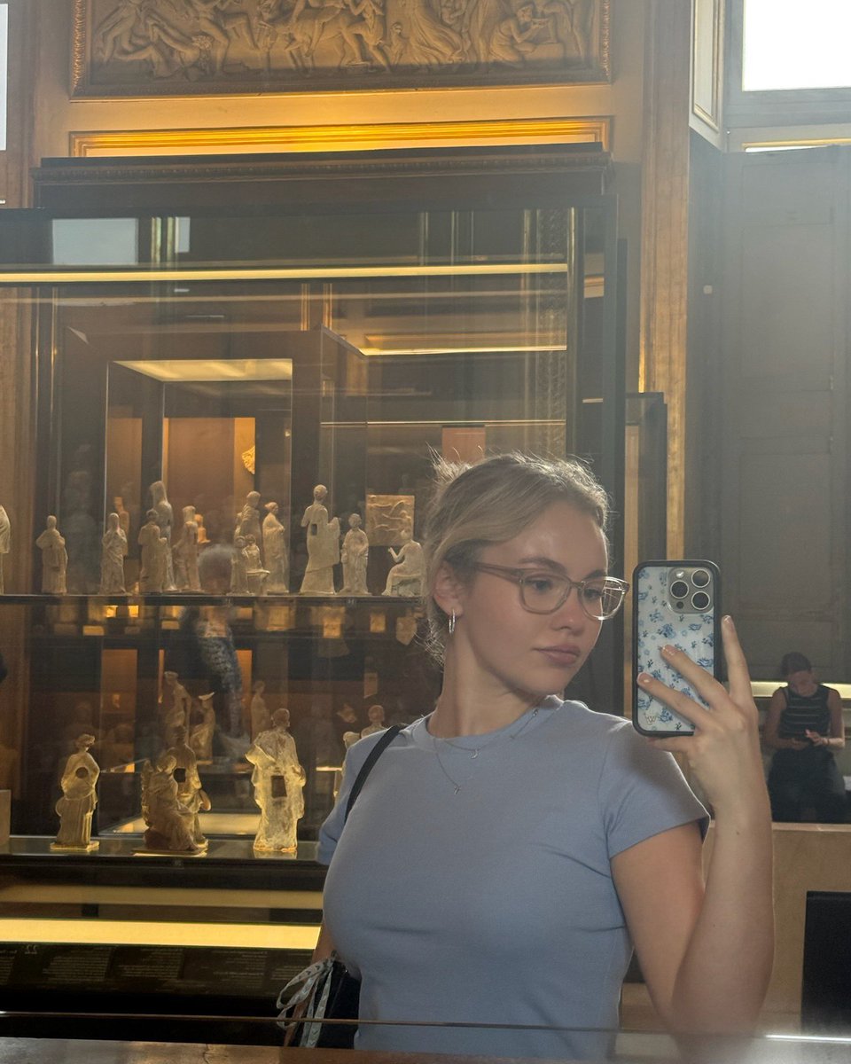 Anna Duboc tweet media