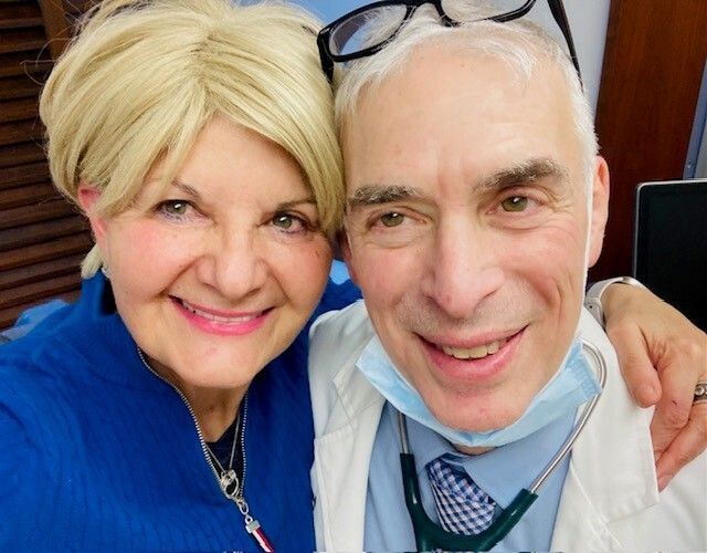 AnneEMPratt's tweet photo. 'Turn Every day into a New Year's Day.'  

New Year's Day tempts many of us to reflect on what was and what can be. 
My latest CT scan shows: 'No Metastatic Cancer.' 
After a 50/50 chance of living, I am grateful for LIFE itself! 

The hack: turn every day into a New Year's Day! https://t.co/7J6lNALmlt