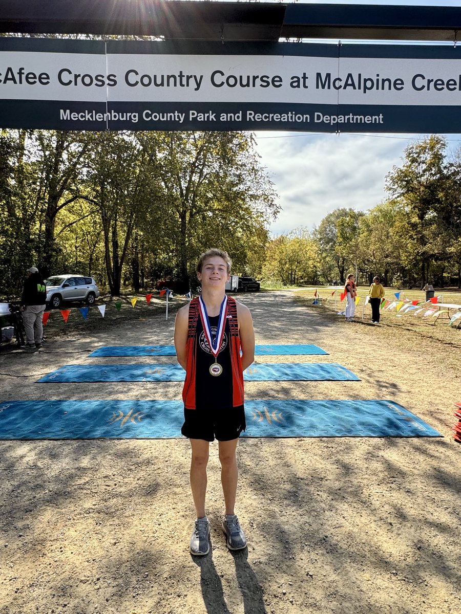 GcsRunning's tweet image. Happy 18th Birthday to our three-time XC MVP, Carter Hoersch!!
