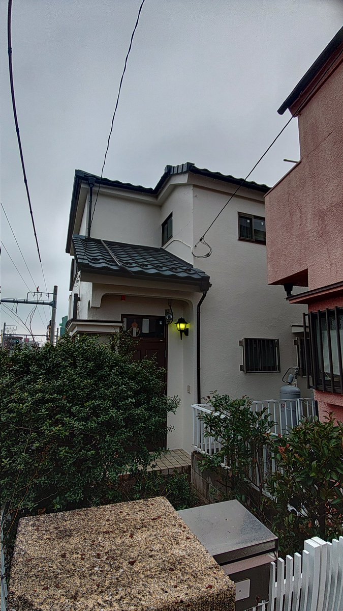 kaisousya's tweet photo. 羽村市外壁塗装、屋根葺き替え工事 https://t.co/CKjcWmC6Nx