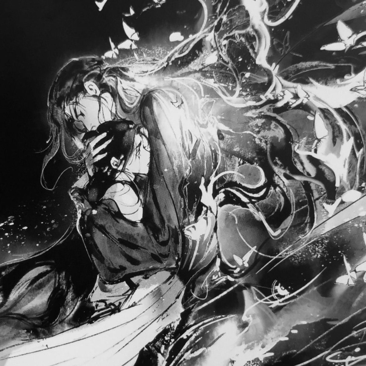 Hua Cheng turning into silver butterflies always makes me hurt so much