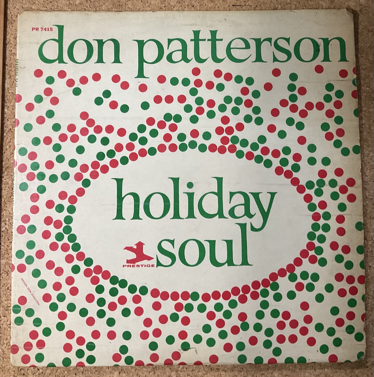 takanomasajazz's tweet photo. おはよう御座います。一週間前に終わったクリスマス🎄ですが、 #DonPatterson の『Holiday Soul』を🎵Christmas SongをOrgan Trioで、Gt #PatMartino がヒカリます🎸Ds #BillyJames このアルバムはカセット📼➡︎MD➡︎ MP3にして聴いてます。季節限定感はあるけど、楽しめる😊 #かっこいいハモンド https://t.co/cK8FjhTaZp
