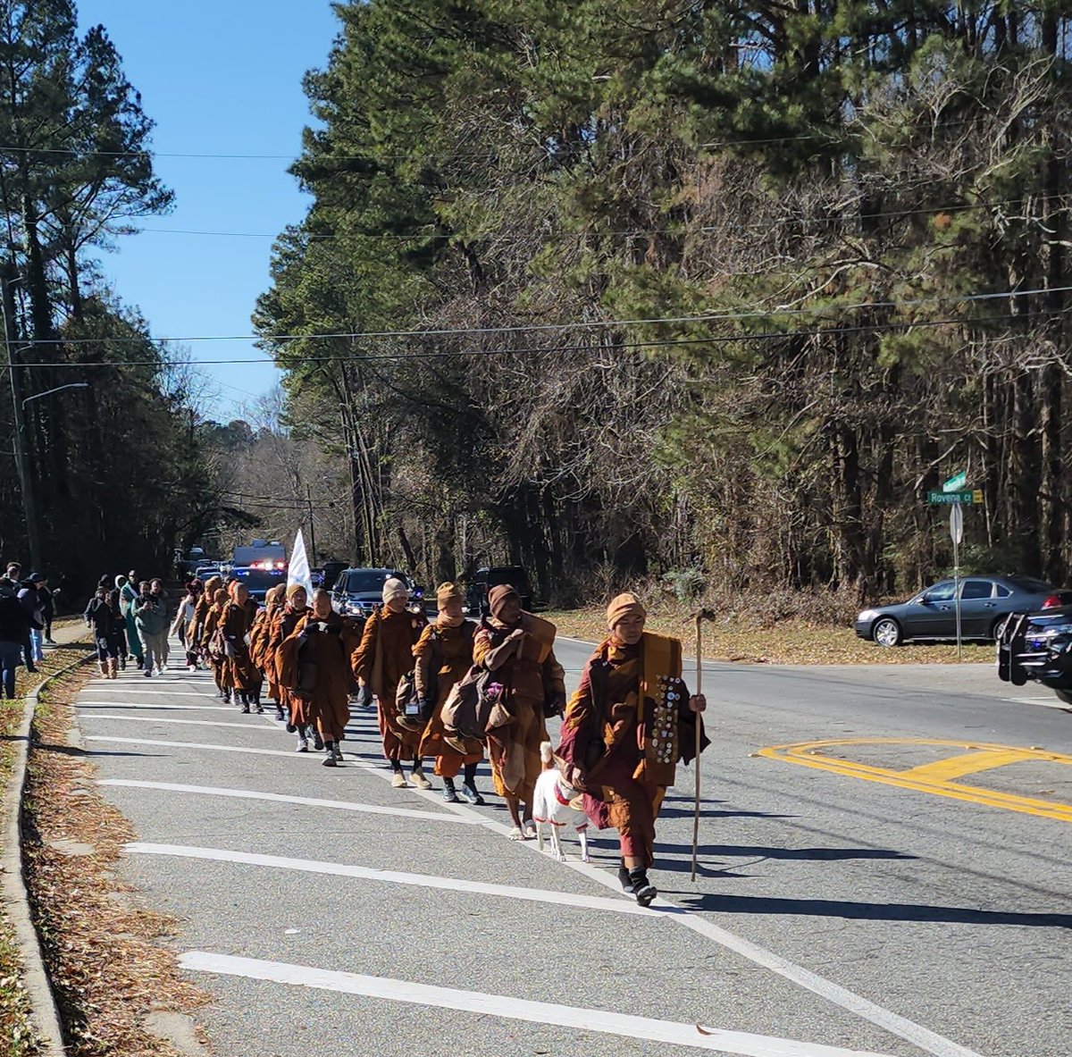 SamanthaDRogers's tweet image. We had the opportunity to witness the Buddhist Monks Walk for Peace—truly a powerful and historic moment. 🕊️