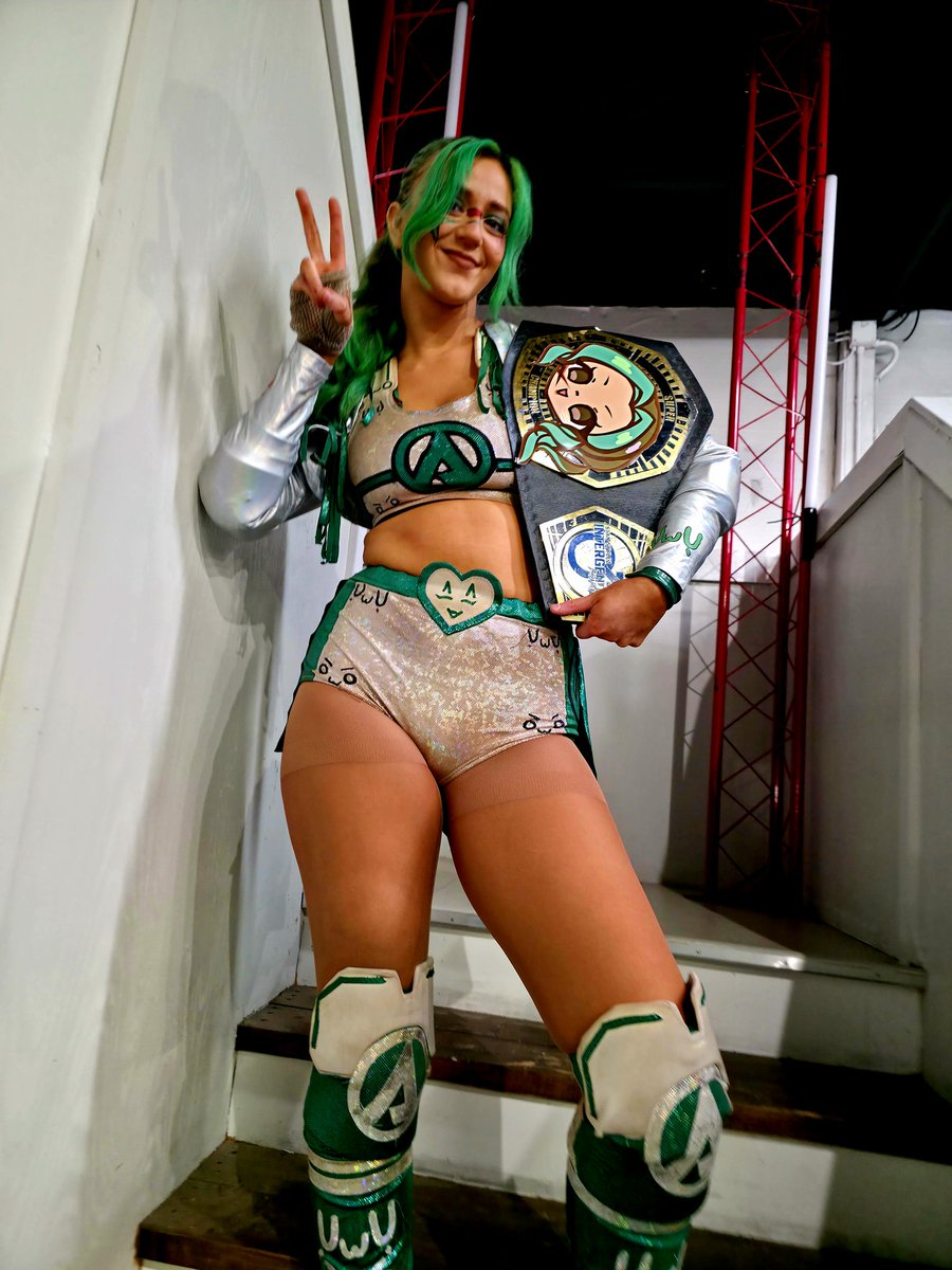 あなたのヒーロー Airica-Demia UwU. 👉😉 tweet media