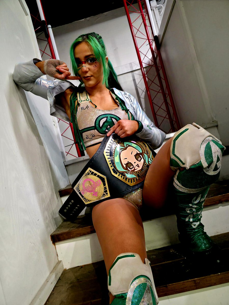 あなたのヒーロー Airica-Demia UwU. 👉😉 tweet media