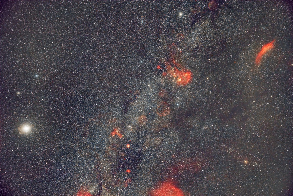 これも12/27に茨城県北部小山ダムで撮影したぎょしゃ〜ふたご〜おうし周辺です。Tamron35mmとEOS RP(HKIR)、IDAS NB12の組み合わせです。
この組み合わせでは相変わらずDBEで点を多数打ってかぶり取りをしています…