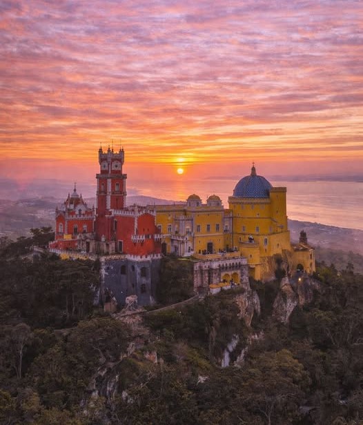 alentejo_1970's tweet image. Cabo da Roca &amp;amp; Palácio da Pena #Sintra
Boa noite/Good night! ✨