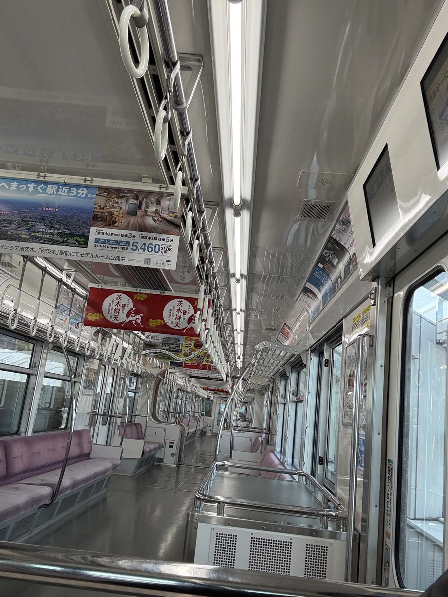 ぼぶたろ(ベースの絵文字) tweet media