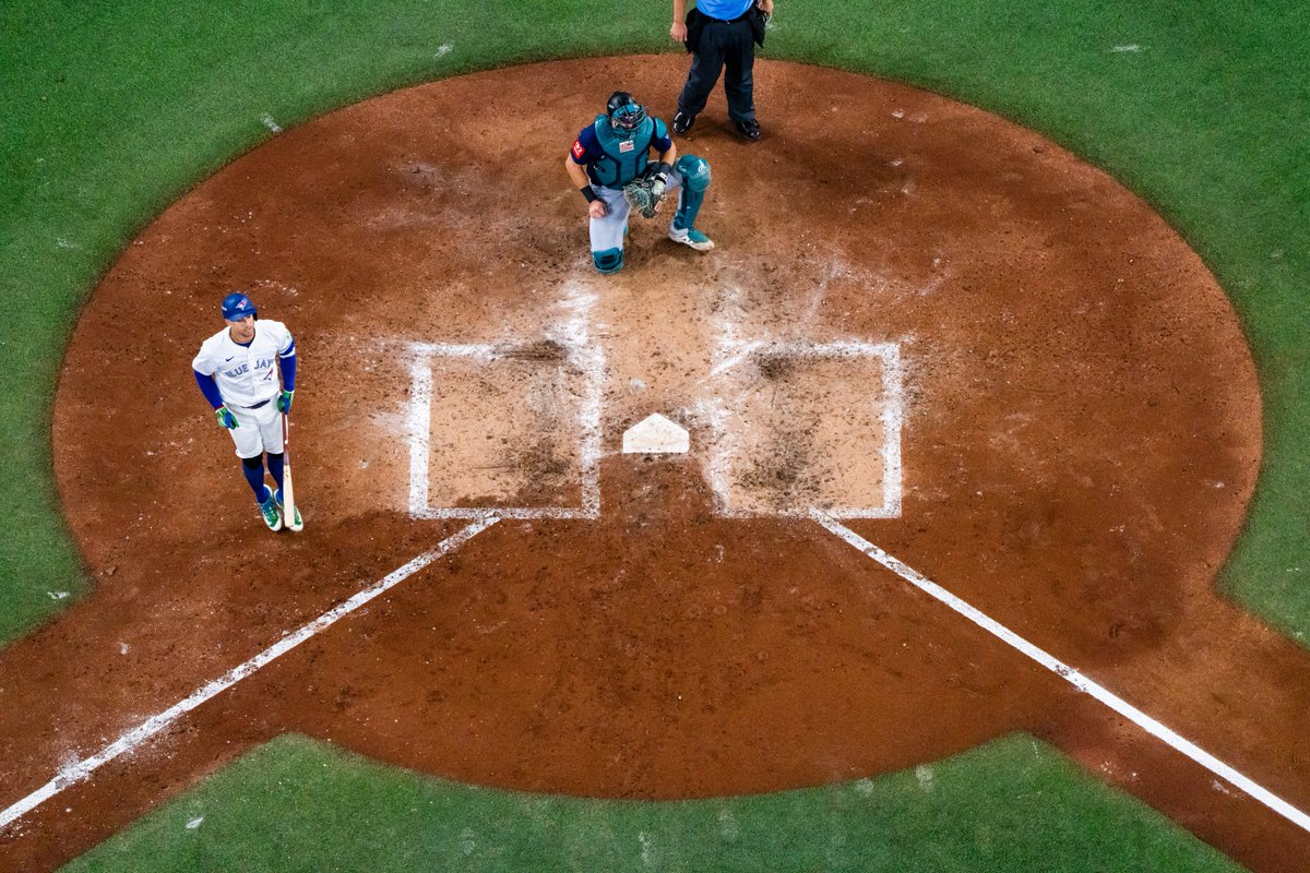 BlueJays's tweet photo. The view from the roof of George’s ALCS-Winning swing! #SpringerDinger https://t.co/PSJwruJu5S