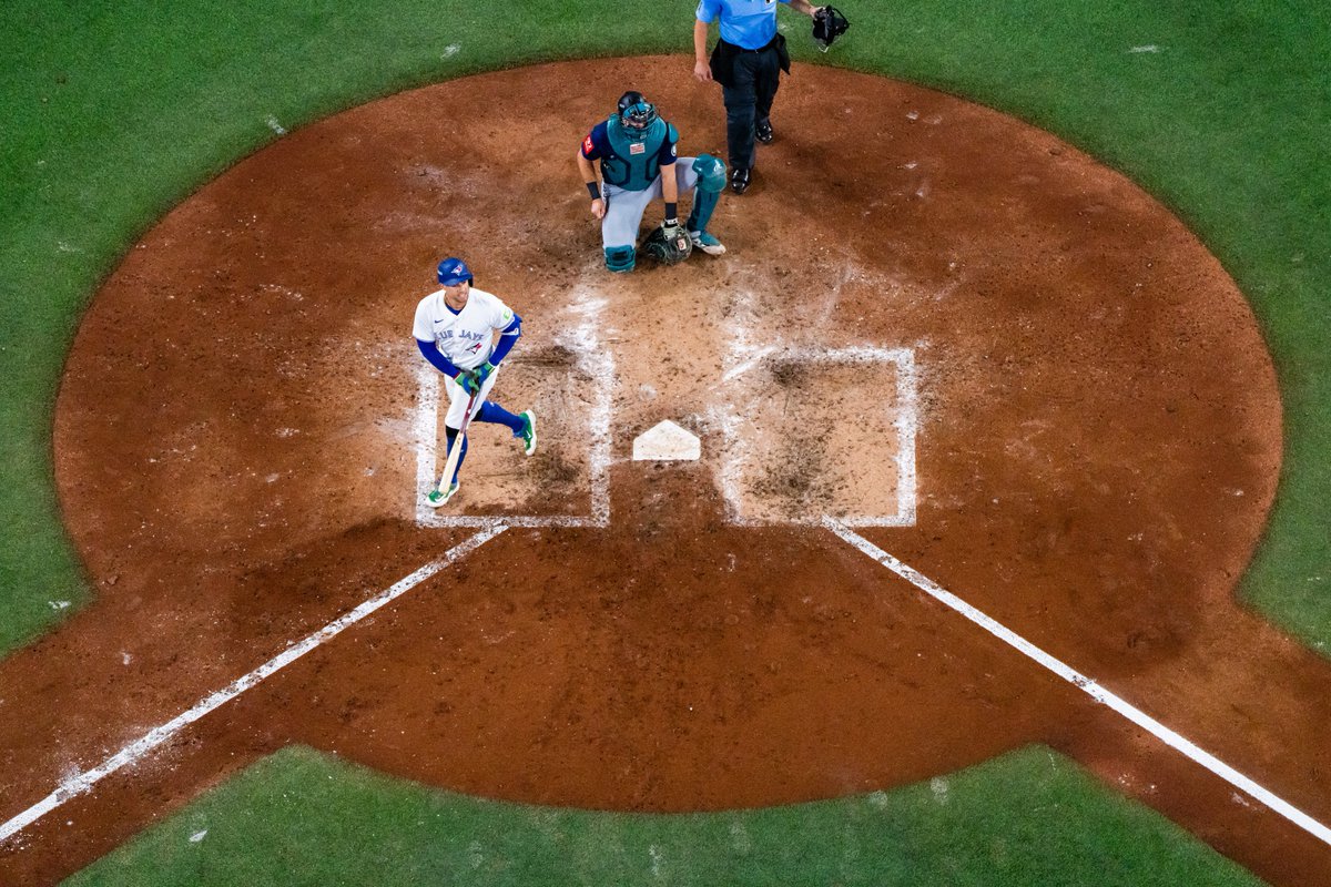 BlueJays's tweet photo. The view from the roof of George’s ALCS-Winning swing! #SpringerDinger https://t.co/PSJwruJu5S