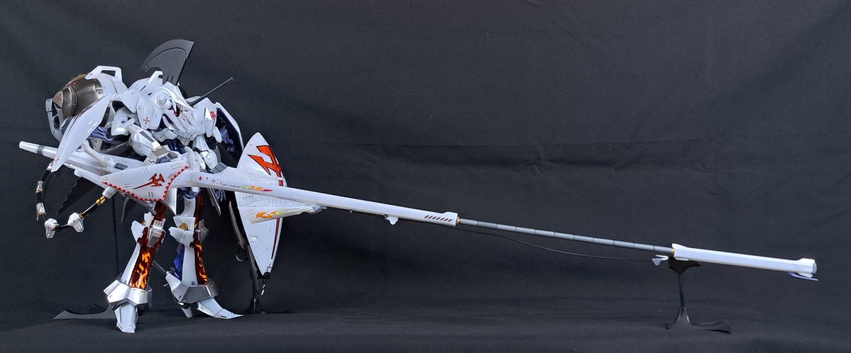 kazin__modeler's tweet image. 【レッドミラージュ インフェルノナパーム】
完成しました〜
おそらく年内最後かな
2ヶ月ほどコツコツ進めていました！
先月の単騎はこれでした〜
楽しかった

#FSS
#FSS_jp
#ファイブスター物語