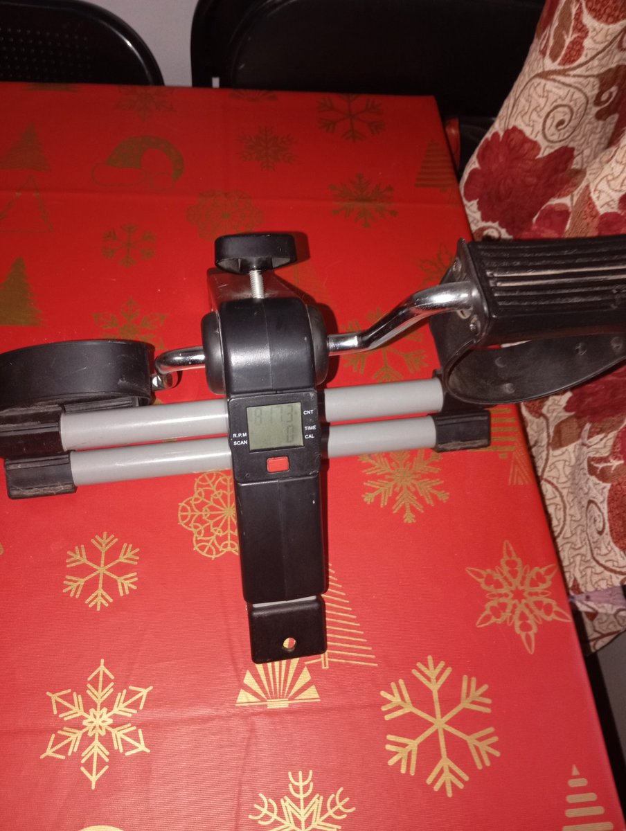 rockenaty's tweet image. Me ayudan a compartir 🙏 Pedalera $18.000 funciona impecable 🚴 Entrego en Metro Moneda o Parque Almagro #bici #pedalera #gym #gymlife #rehabilitacion #ejercicios