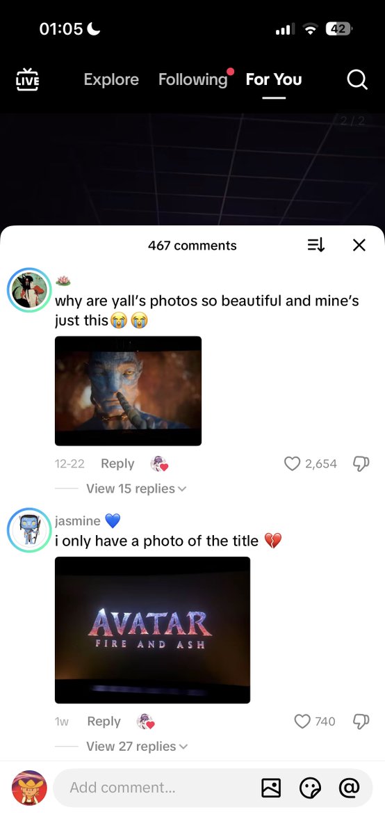 bartonovopolis's tweet image. They think they’re at a fucking concert