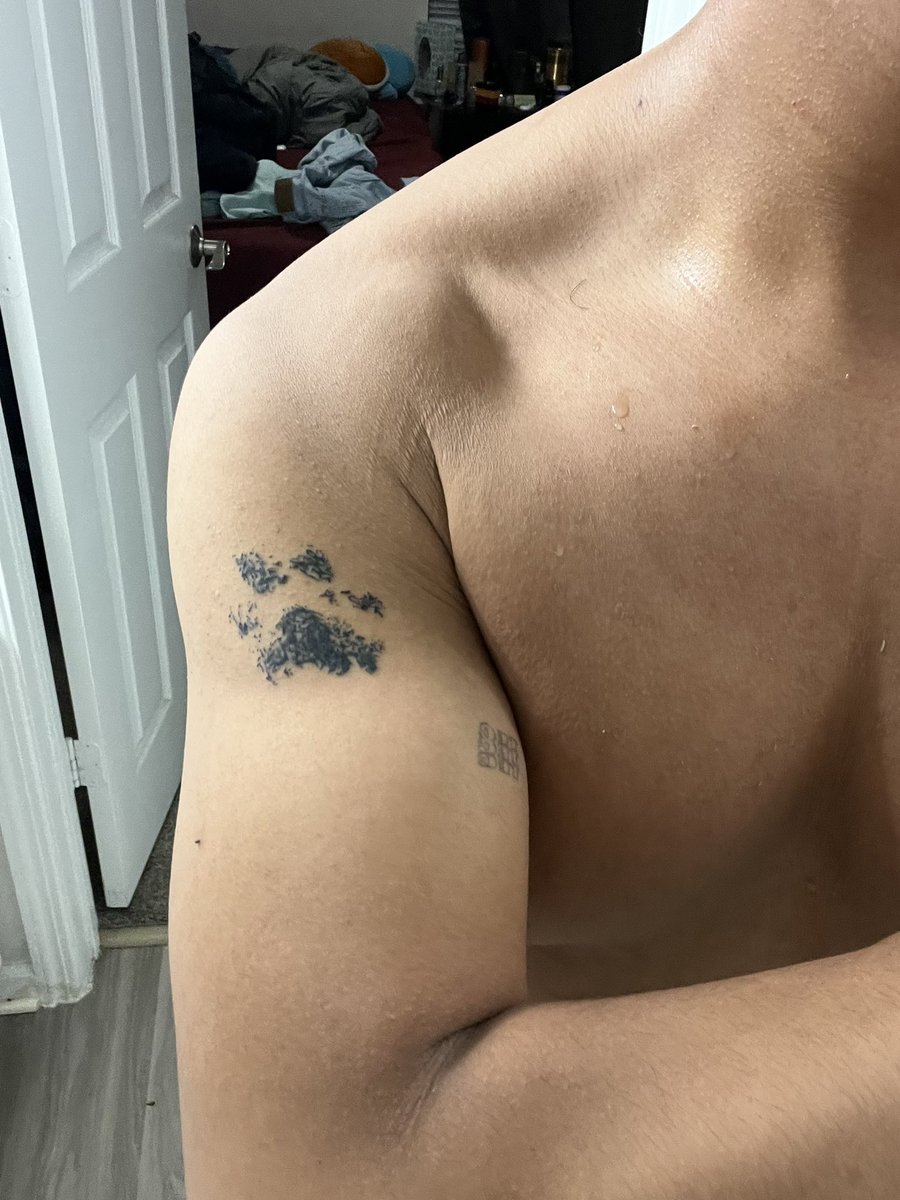 praiseclaw's tweet photo. 2026 is the year I get more tats https://t.co/SE2CqUHaJZ