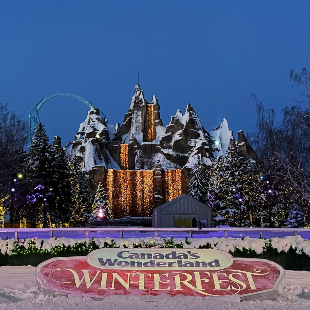 WonderlandNews's tweet photo. Step into our #WinterFest storybook. ❄️✨

#CanadasWonderland #OntarioWinter #ExploreOntario #WinterWonderland #HolidayMagic #TorontoThingsToDo https://t.co/MvijXPIBS4
