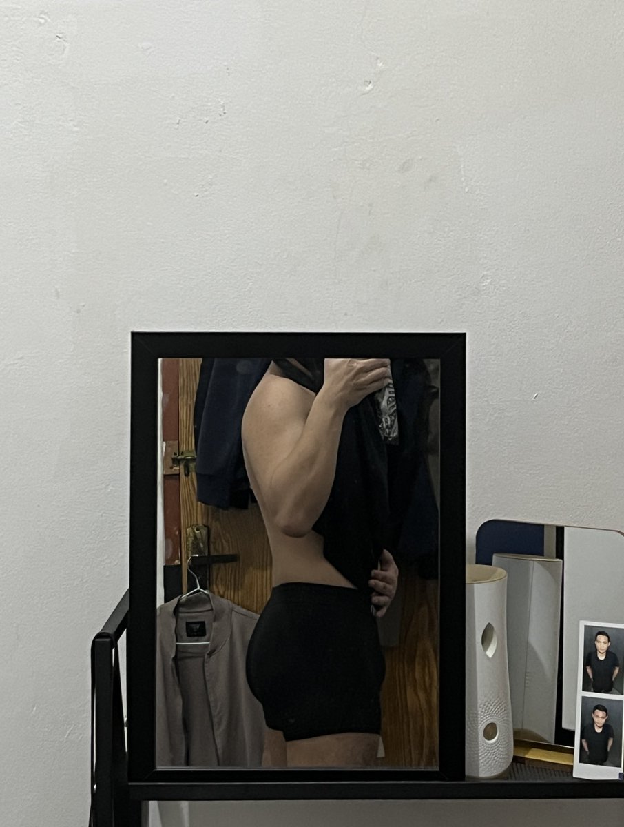 Dinoitem tweet media