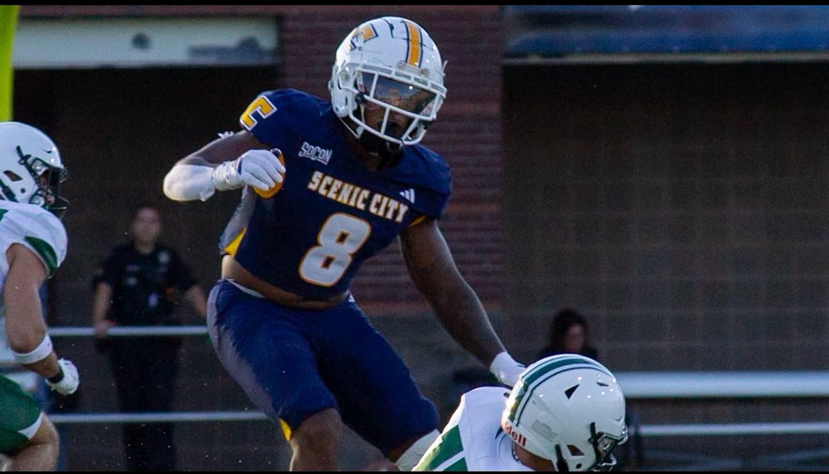 Blessed to have received an offer to The University of Chattanooga. I will be on campus Jan 5/6th!! <a href="/GoMocsFB/">Chattanooga Football</a> <a href="/RivalsPortal/">NCAA Transfer Portal</a> <a href="/247SportsPortal/">247Sports Transfer Portal</a> <a href="/TransferPortal/">Transfer Portal</a>
