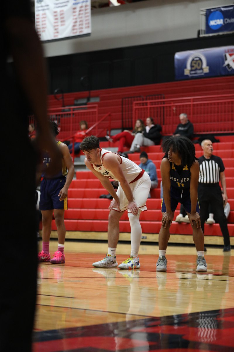 Lewis Men's Hoops tweet media