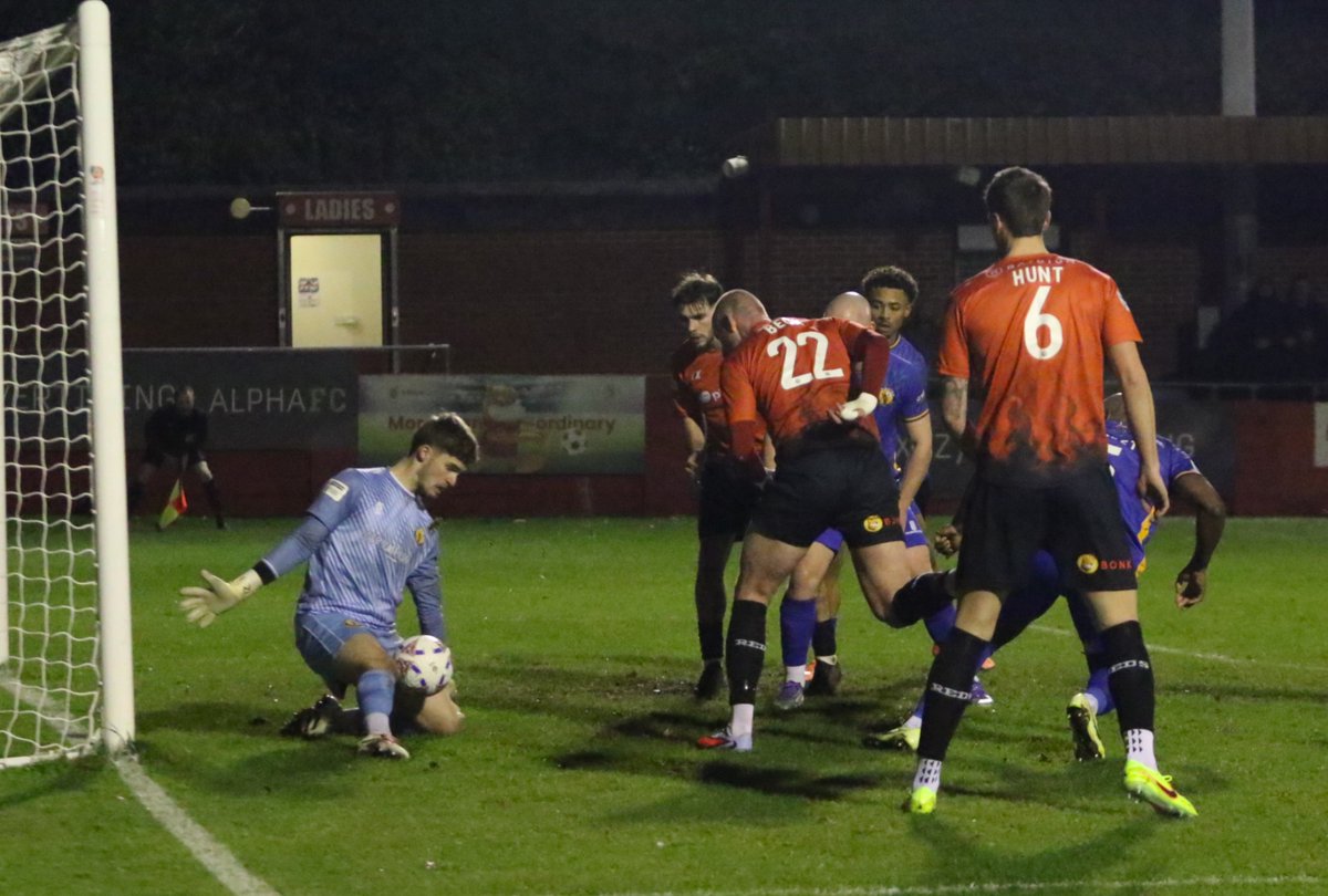 SnapperBill's tweet image. Relief for Reds in relegation 6-pointer. My photos from @AlfretonTownFC 2 @LeamingtonFC 1 in @NL_Enterprise North @NDR_Sport @alfreton_news #nonleague flic.kr/s/aHBqjCFd68