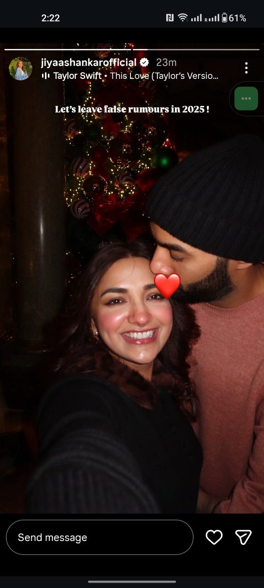 RamA8748's tweet photo. She found her love  as a ex shipper of abhiya I am happy for her abhiya will always remain us special because we found a family here not even though those two persons were not together we had a great time roasting will always remember that time💜 #JiyaShankar #abhiya https://t.co/XQ3tTygpek