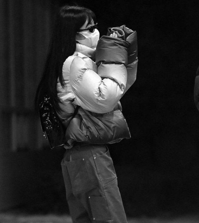 eternable's tweet image. open.spotify.com/track/0AE7F5zI…