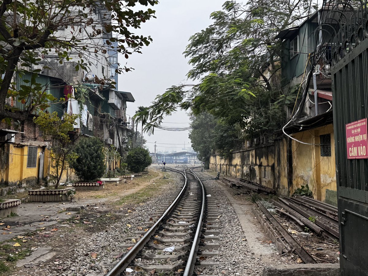 Dogs275's tweet image. 2025年初訪問
中国🇨🇳（挥春、延吉、哈尔滨、三亚、银川、遵义等）
ベトナム🇻🇳（ハノイなど）
ウズベキスタン🇺🇿（タシケント、サマルカンド）
韓国🇰🇷、そして日本🇯🇵もあった。
今年はよく色んな所行きました…。来年も飛びまくります。