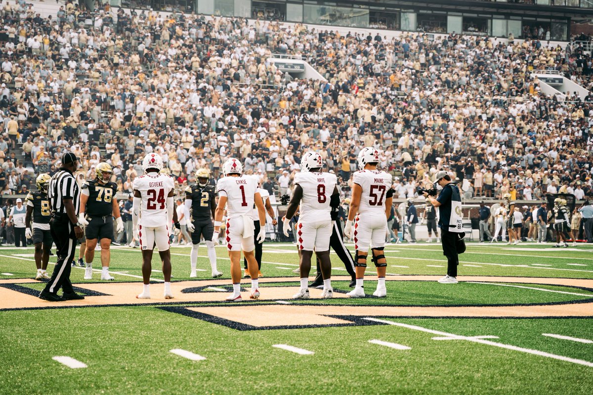 Grayson Mains tweet media