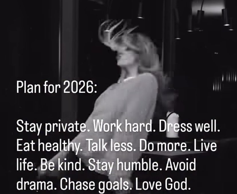 ItsKnightGirl's tweet photo. The countdown for 2026 has begun, wishing you all a Happy New Year #knightgirl #HappyNewYear2026 #newyear https://t.co/j07FjUNzGo
