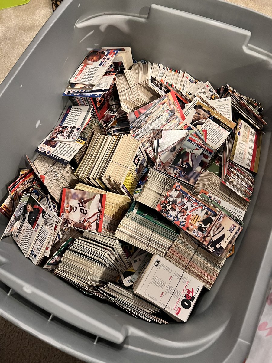 Home for the holidays… mum brought out my sports cards from when I was a kid 🥲 wish I knew then what I know now! 🫠 <a href="/CardPurchaser/">Card Purchaser</a>