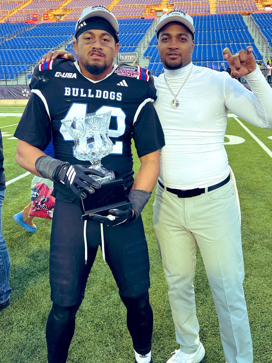 COACH ARNICK ⚡️ tweet media