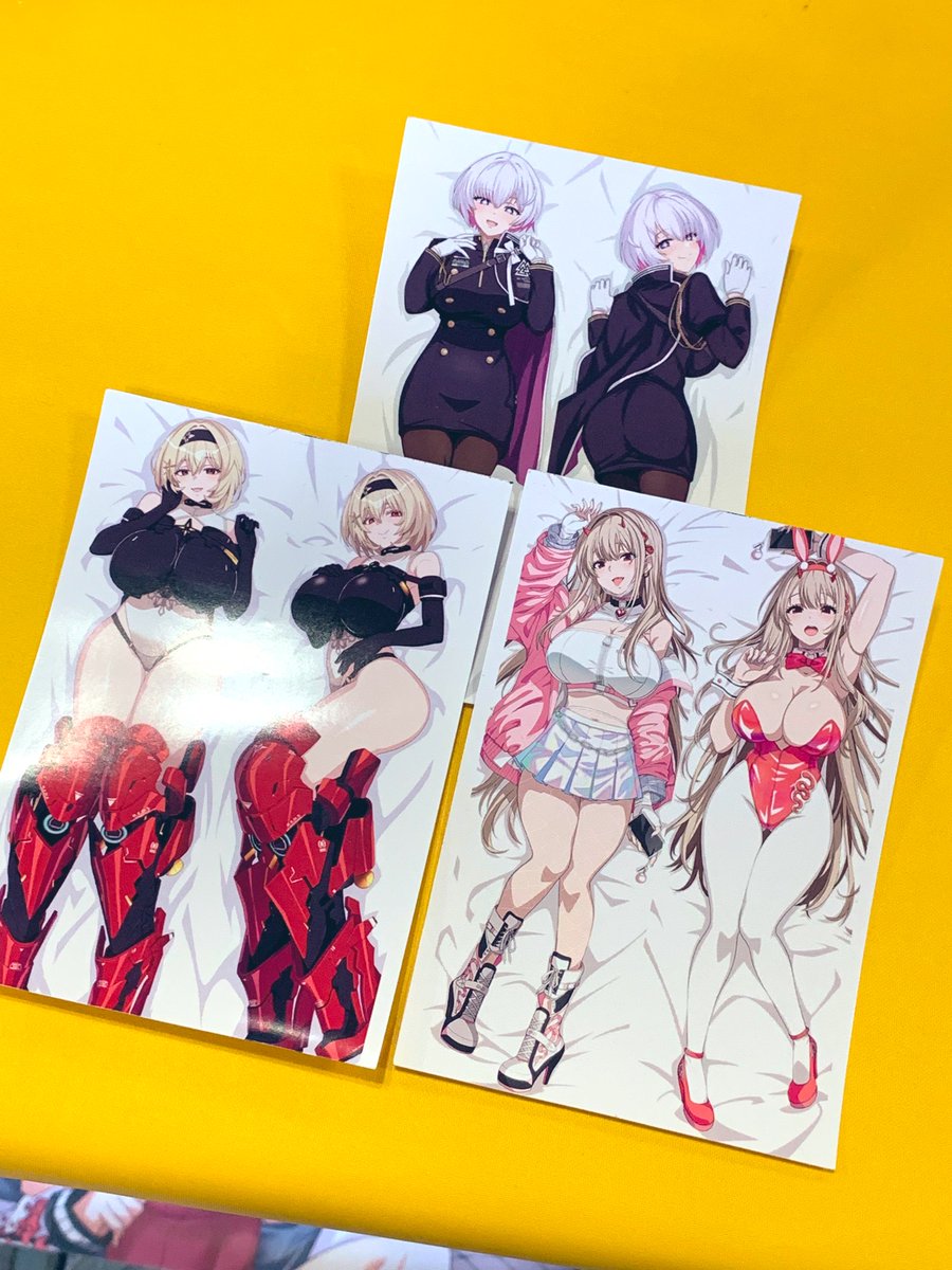 抱き枕を色々持ってきました
新作のちゃん様(大庭詠美)
NIKKE色々 