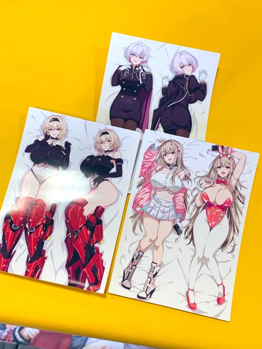抱き枕を色々持ってきました 新作のちゃん様(大庭詠美) NIKKE色々
