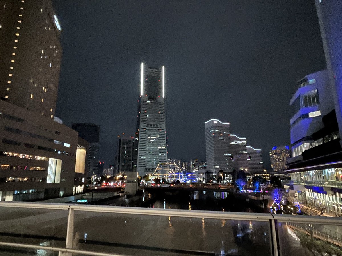 w4_rd's tweet photo. (令和7年 2025年)も誠にありがとうございました。今後のスケジュールは分かり次第お知らせ致しますので来年もよろしくお願い申し上げます。良いお年をお迎え下さいませ。 #ワイン #写真は今日ではありません #大晦日 https://t.co/lzZ2o4lDRH
