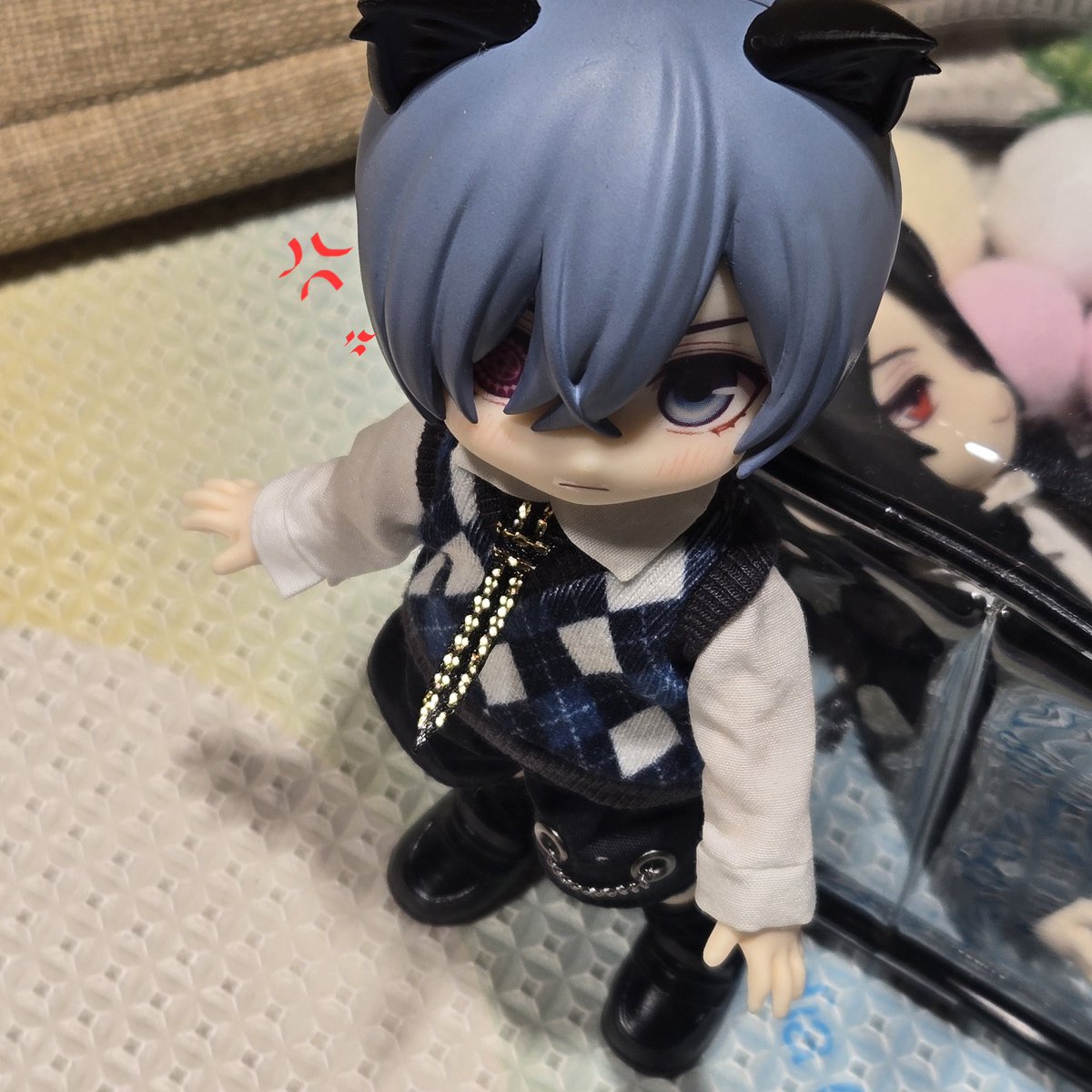 hahahdead's tweet image. I haven't been drawing much cause I have just been dragged ti events these days, ill retake when I have more time...
Anyways some bocchan with cat ears 🫳🫳