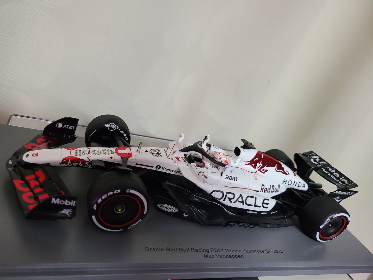 レア⭐︎希少廃盤モデルSUPER GREAT ホワイトトラックモデル　1点もの！！ Amazon | スパーク 1/43スケール オラクル レッドブル レーシング