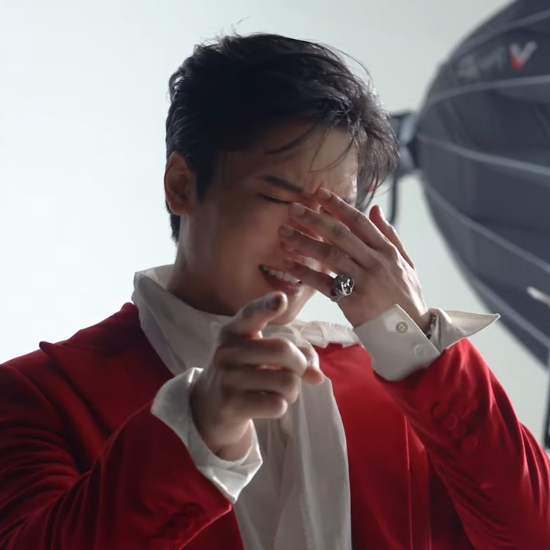 2026년에 잘 될 사람 :

✨️레이디스 앤 젠틀맨 그리고 또 이런저런그런 모든 분들, 그리고 당신!✨️