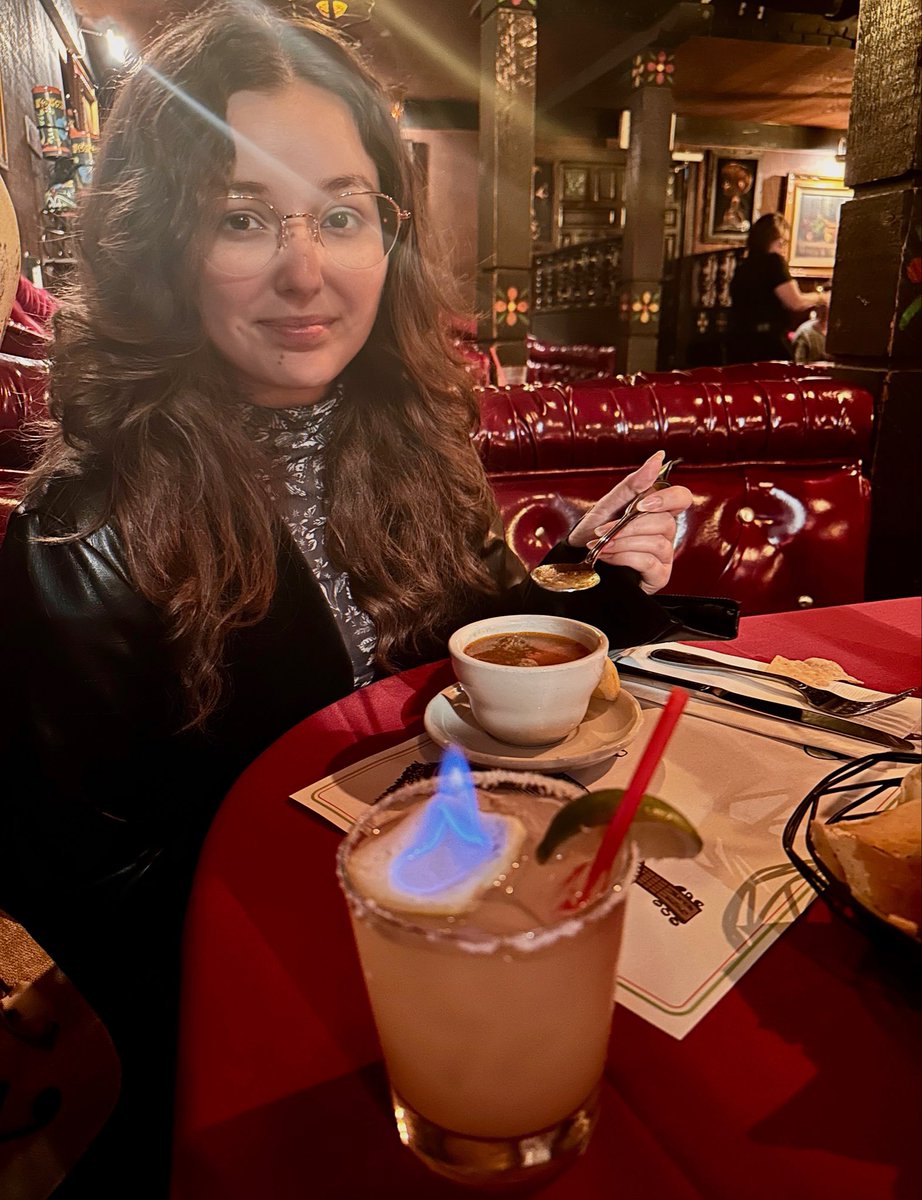 HoneyHouse PR 🐝 tweet media