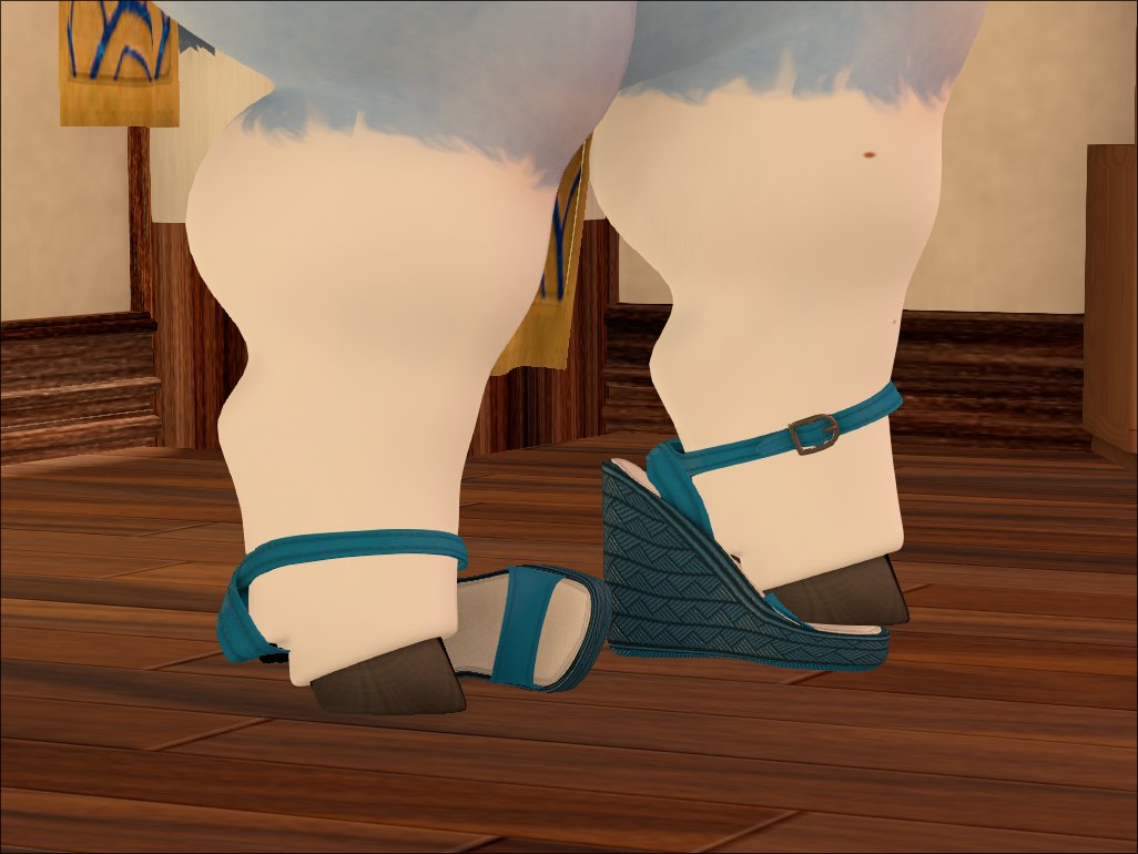 Working on some heels

..can't get them to fit >:V
