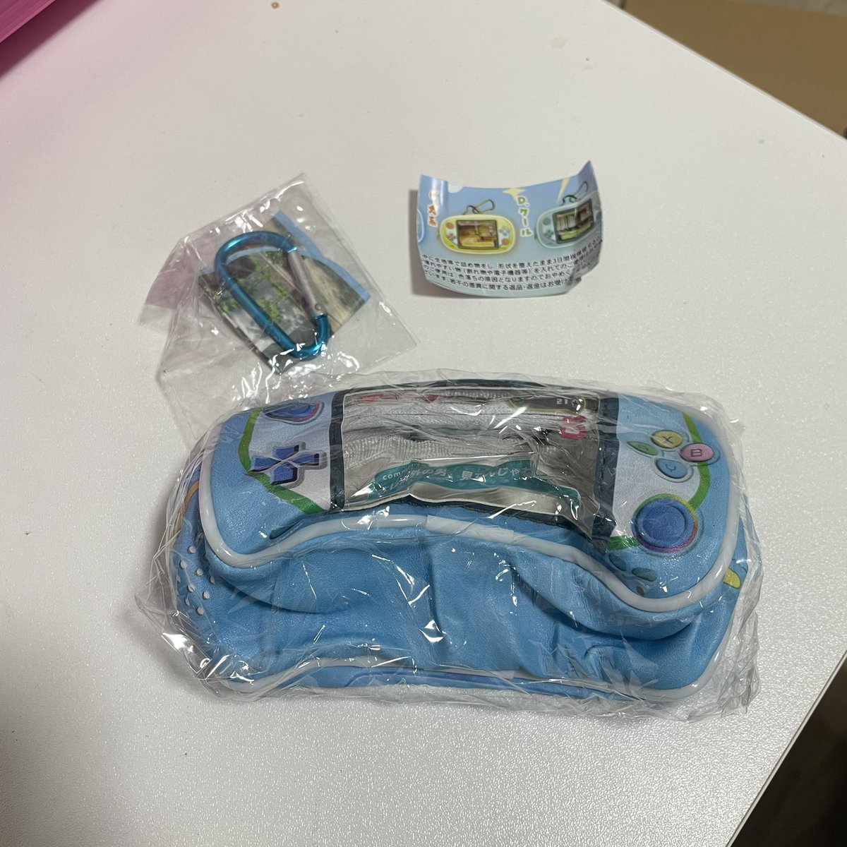 uni_kr10's tweet photo. 【交換】 ガチャガチャ 乙女ゲーム シチュエーション ポーチ

譲》B.ツンデレ

求》C.犬系

大阪手渡しもしくは郵送でのお取引希望
お気軽にお声掛けください❁⃘*.ﾟ https://t.co/wDd33siUFE